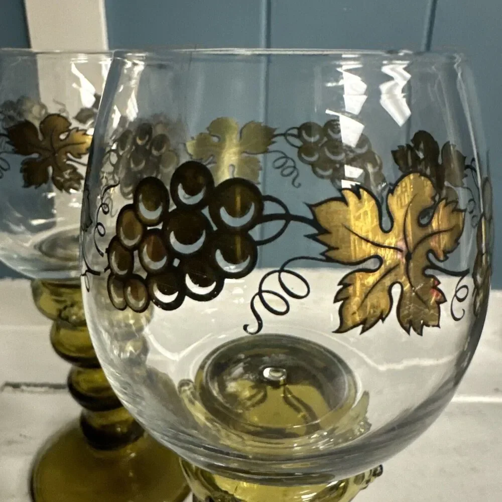 4 Gilded German Roemer Antique 7” Wine Glasses W/ Prunts Olive Green Bubble Stem